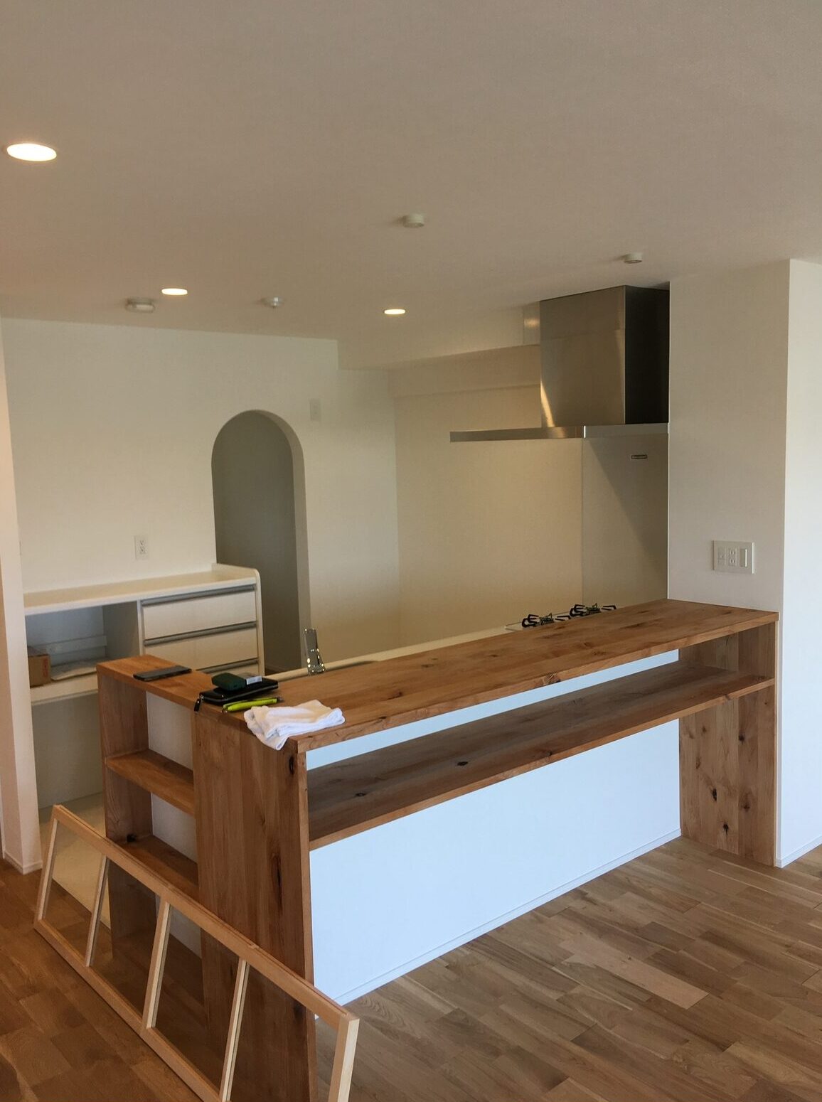 カウンター・棚・リノベーション・塗装工事